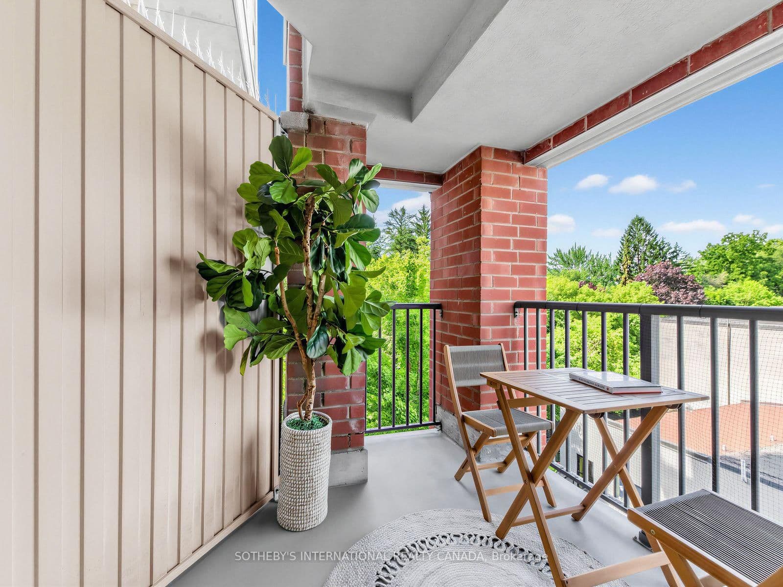 119 Merton Street, Unit 412 thumbnail 11