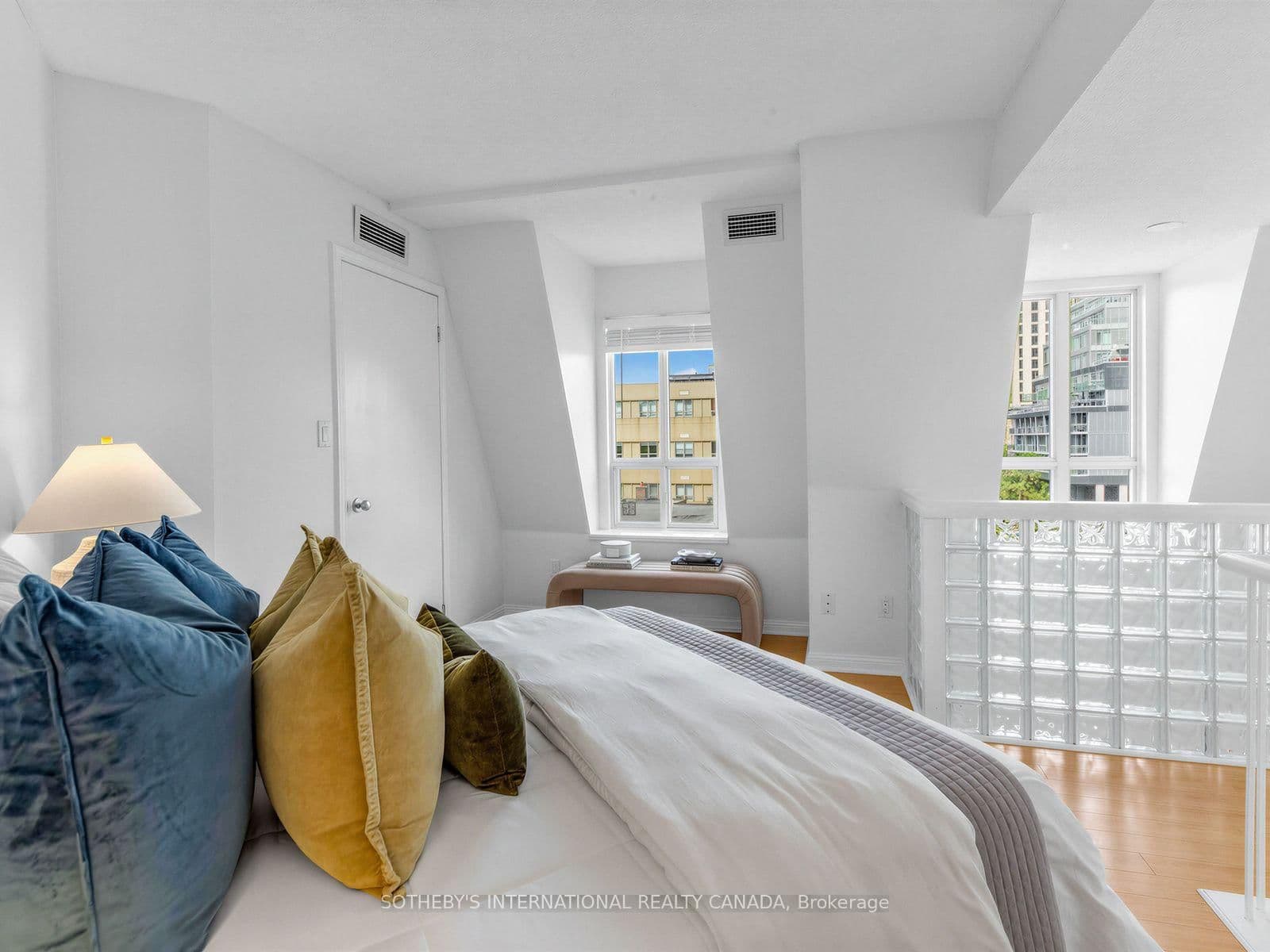 119 Merton Street, Unit 412 thumbnail 12