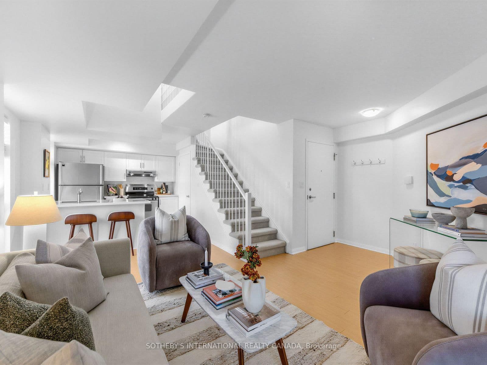 119 Merton Street, Unit 412 thumbnail 2