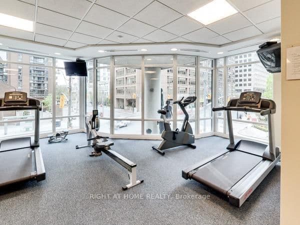 1121 Bay Street, Unit 1907 thumbnail 25