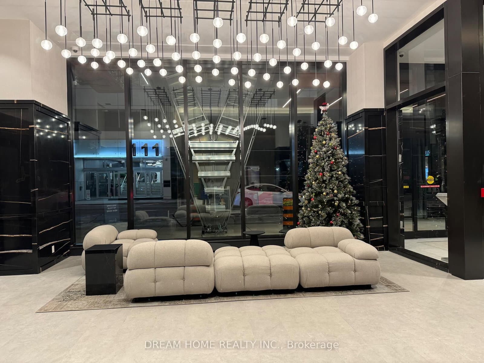 108 Peter Street, Unit 1205