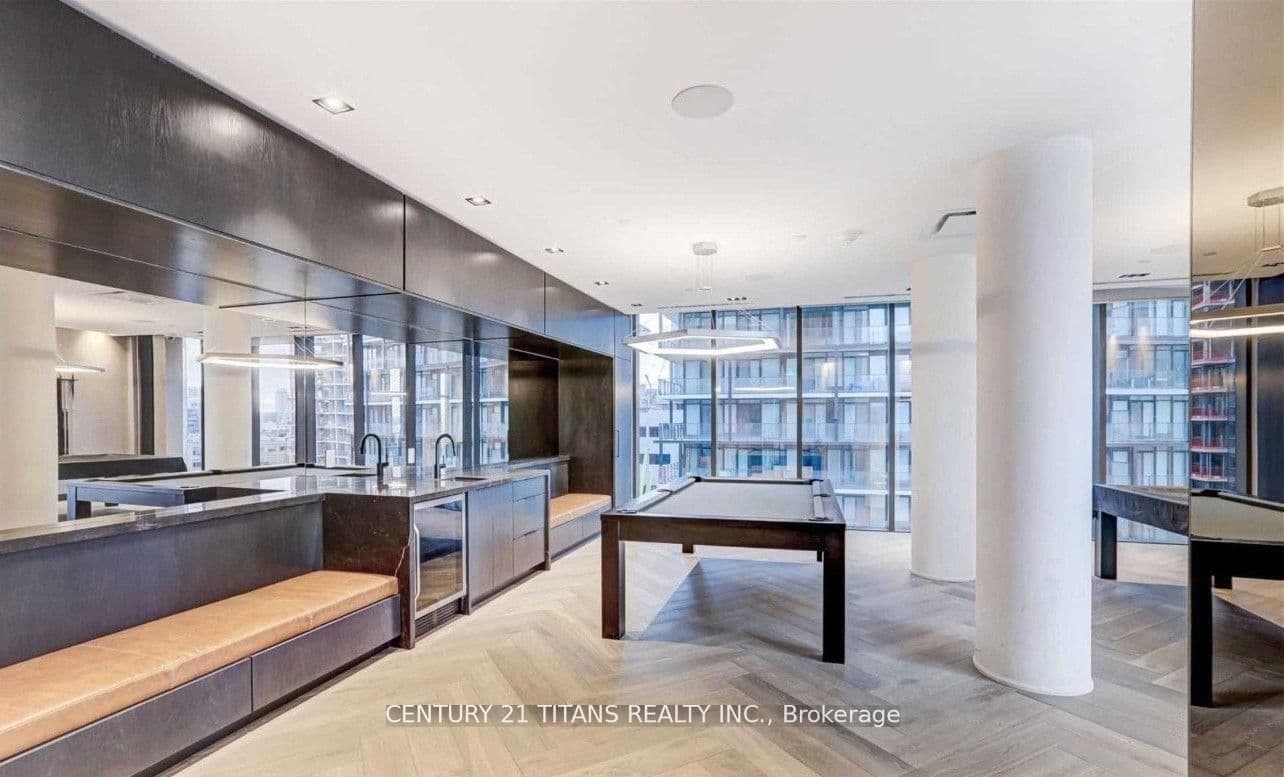 330 Richmond Street W, Unit 616 thumbnail 5