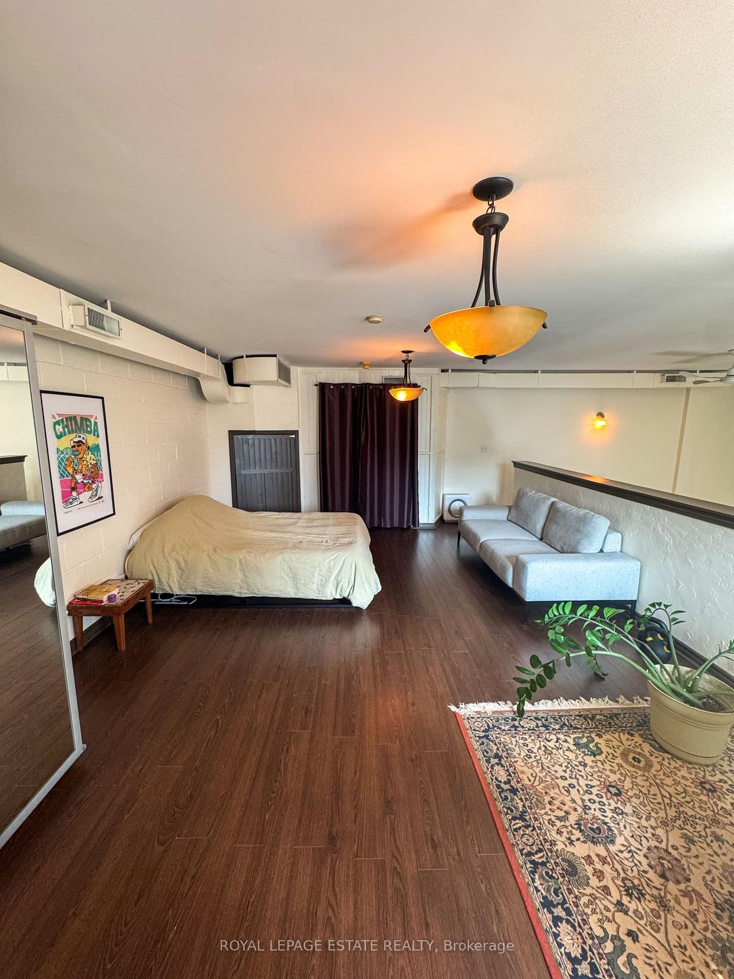 325 Queen Street E, Unit 2D thumbnail 9