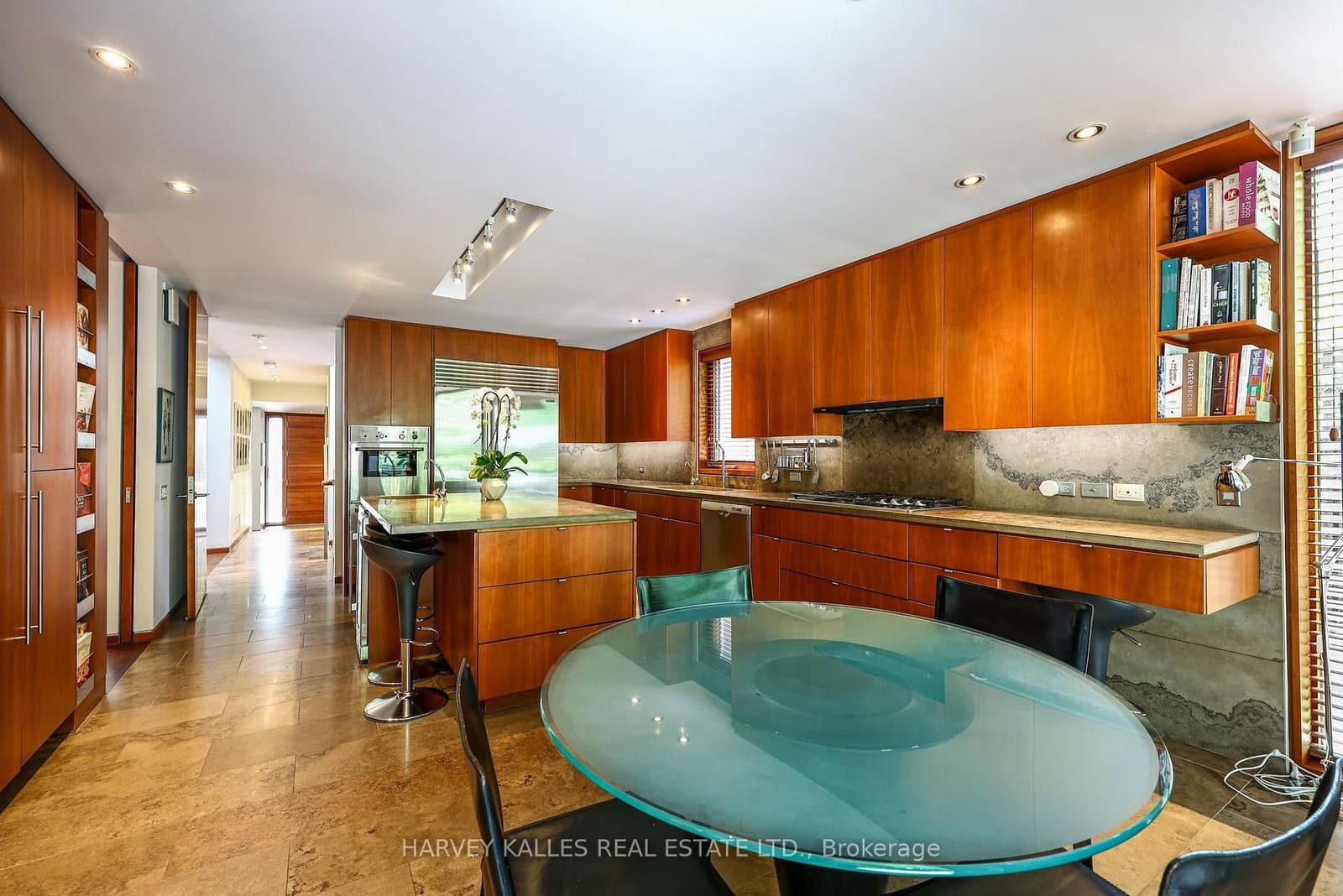36 Millbank Avenue thumbnail 20