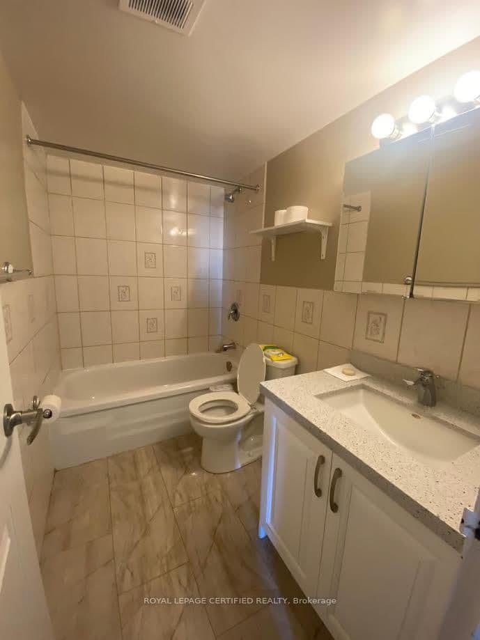 5 Shady Golfway, Unit 1610 thumbnail 11