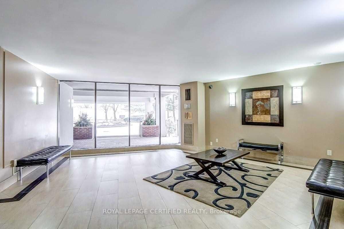 5 Shady Golfway, Unit 1610 thumbnail 4