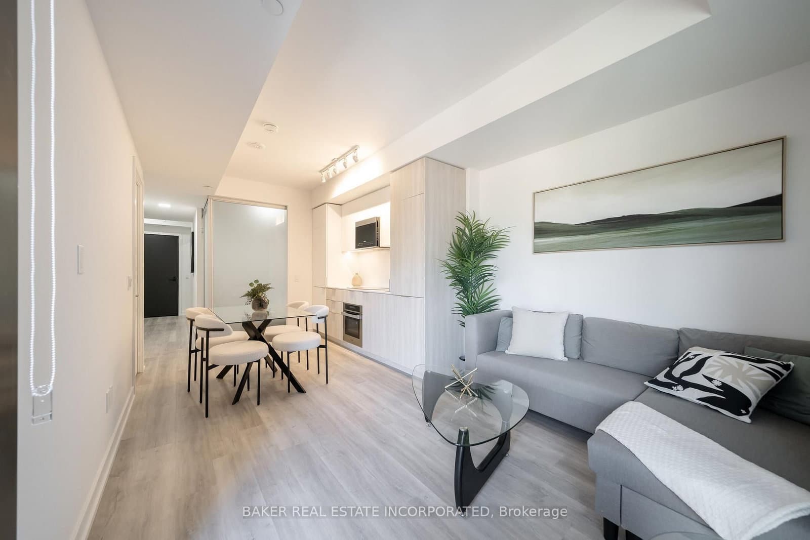 28 Eastern Avenue, Unit 824 thumbnail 7