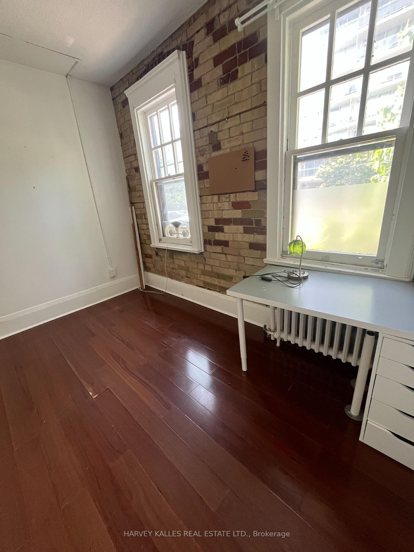 440 Avenue Road, Unit 2 thumbnail 2
