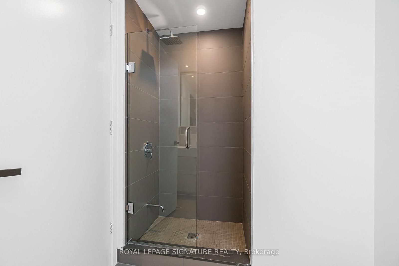 5 Soudan Avenue, Unit 2811 thumbnail 15