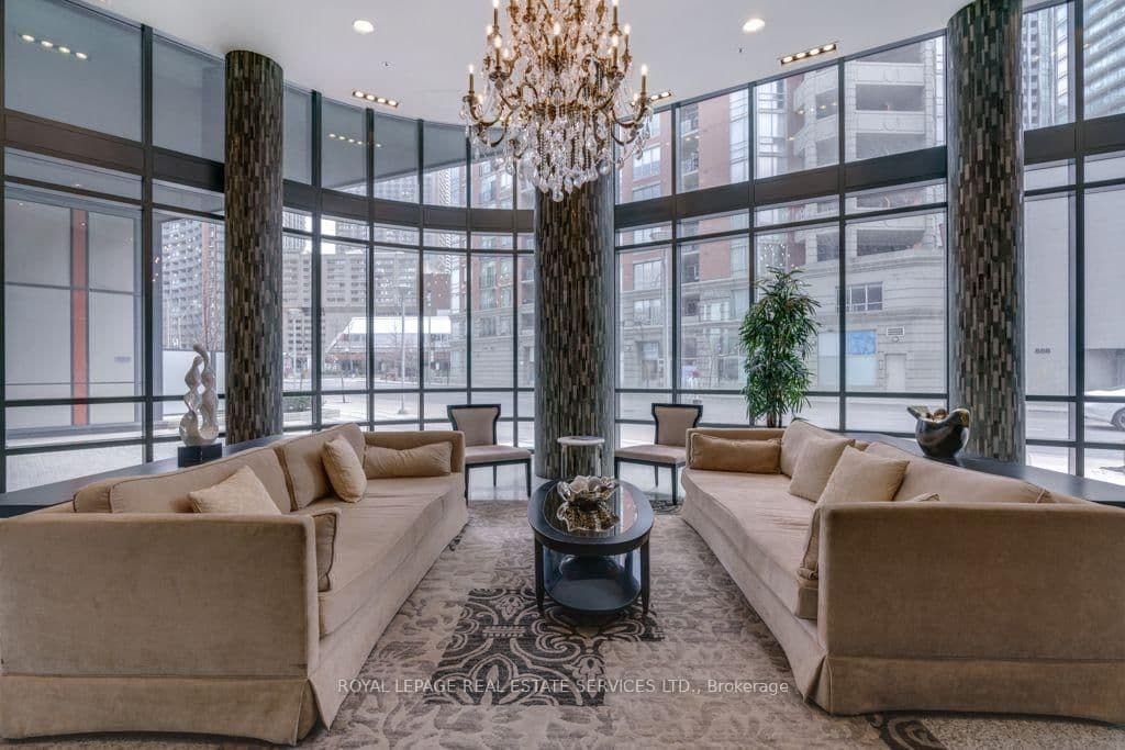 825 Church Street, Unit 2706 thumbnail 21