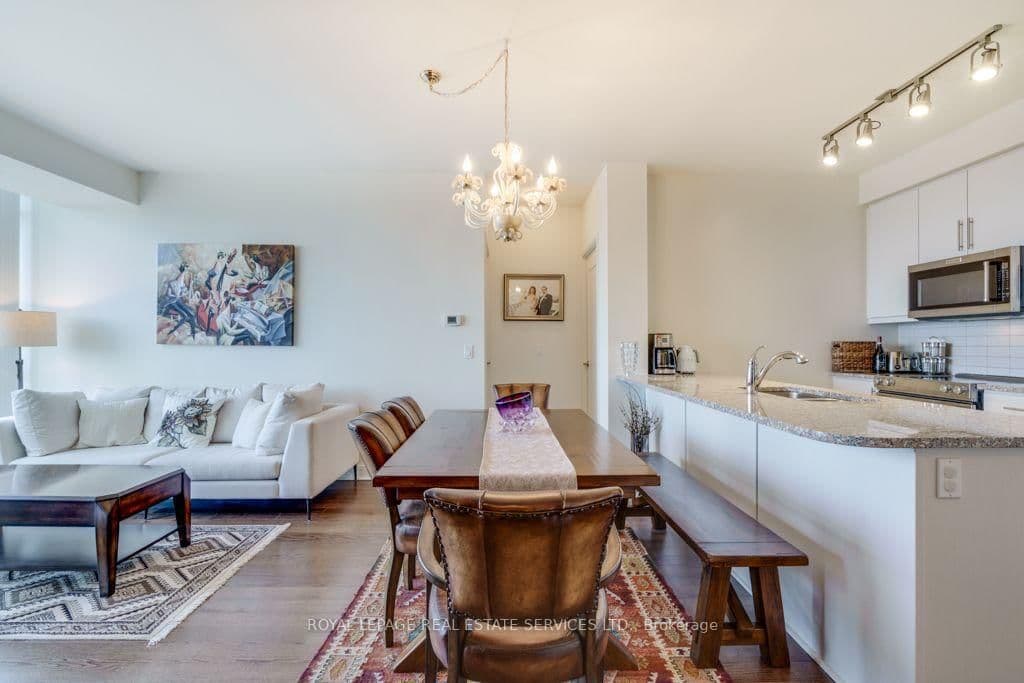 825 Church Street, Unit 2706 thumbnail 3