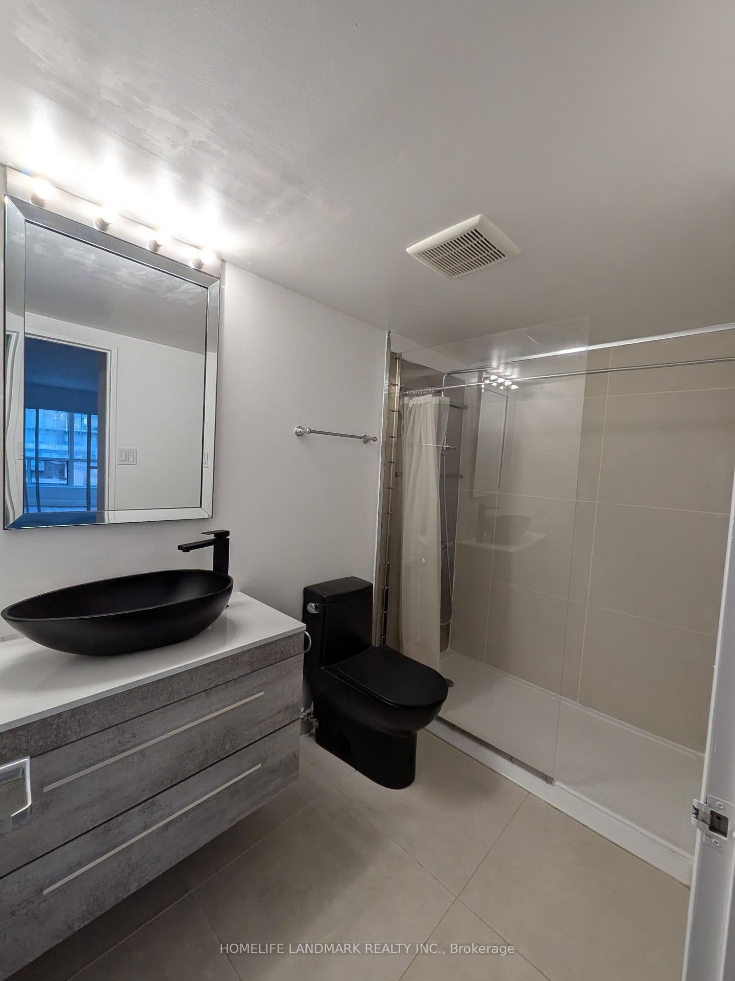 92 King Street E, Unit 805 thumbnail 12