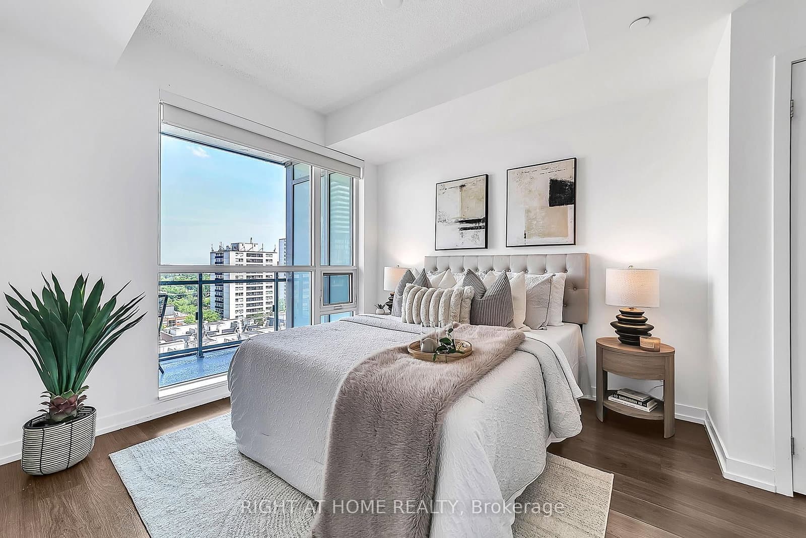 98 Lillian Street, Unit # 916 thumbnail 16