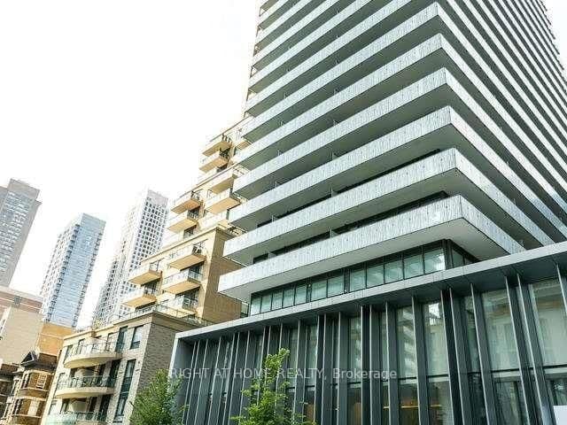 42 Charles Street E, Unit 3408 thumbnail 3