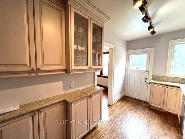 77 St Germain Avenue thumbnail 12