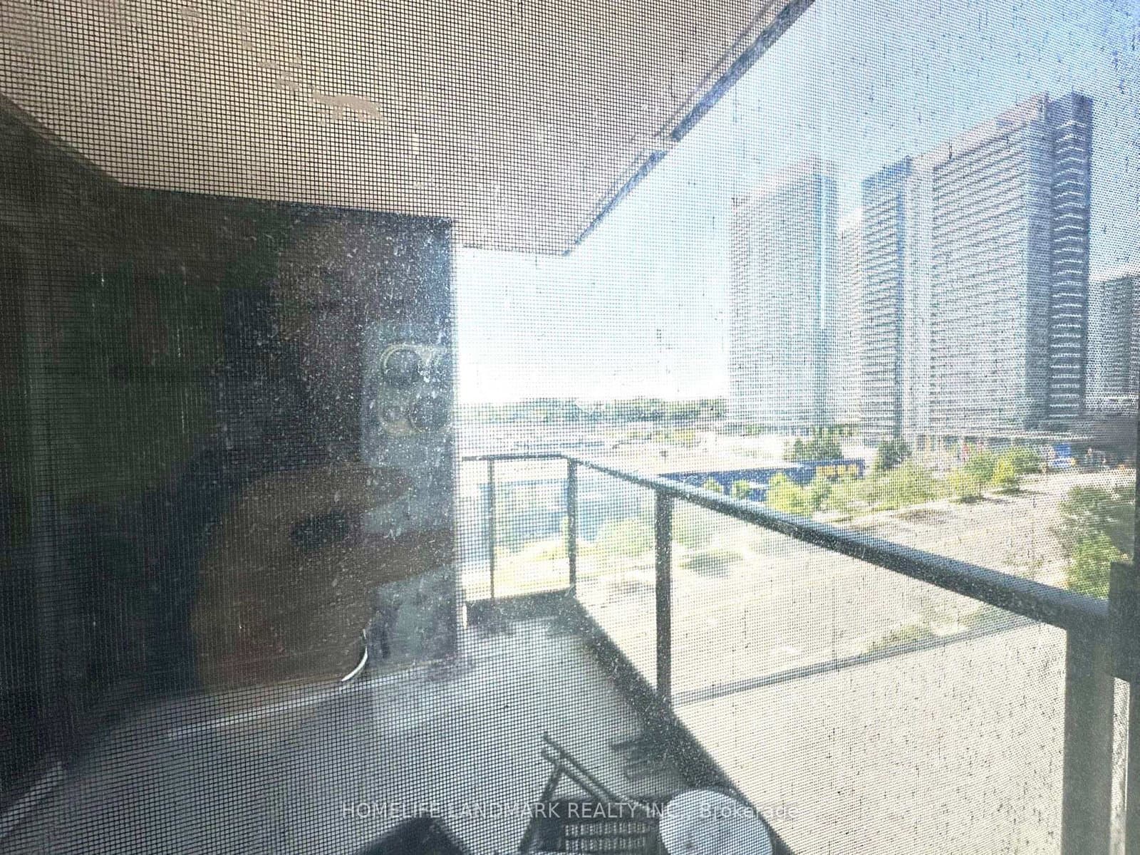 29 Singer Court, Unit 703 thumbnail 17