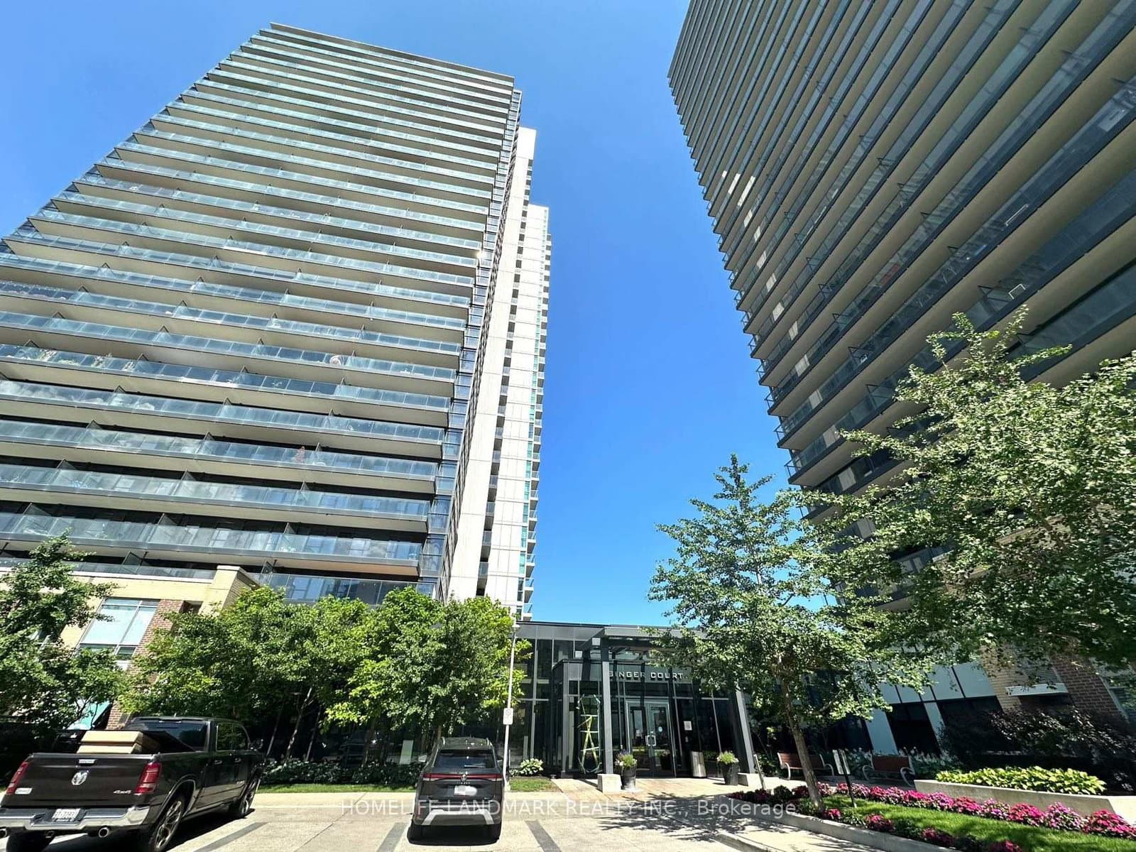 29 Singer Court, Unit 703 thumbnail 2