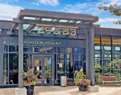 29 Singer Court, Unit 703 thumbnail 3