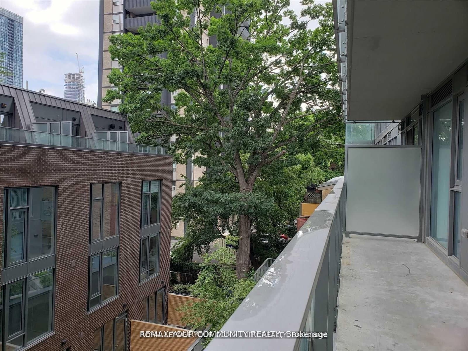 50 Wellesley Street E, Unit 302 thumbnail 15