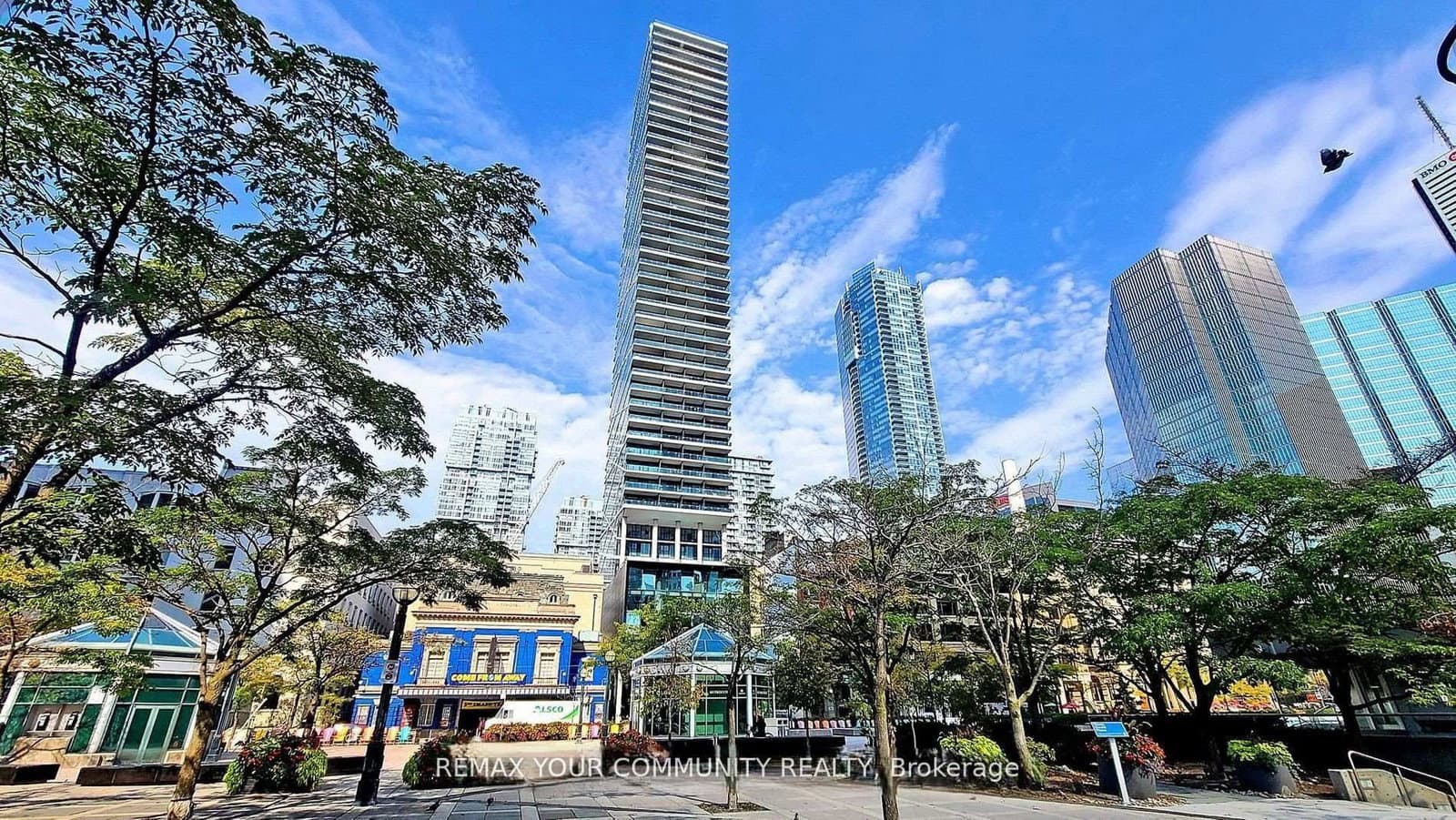 224 King Street W, Unit 2107 thumbnail 2