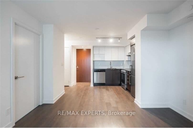 120 Varna Drive, Unit 317 thumbnail 8