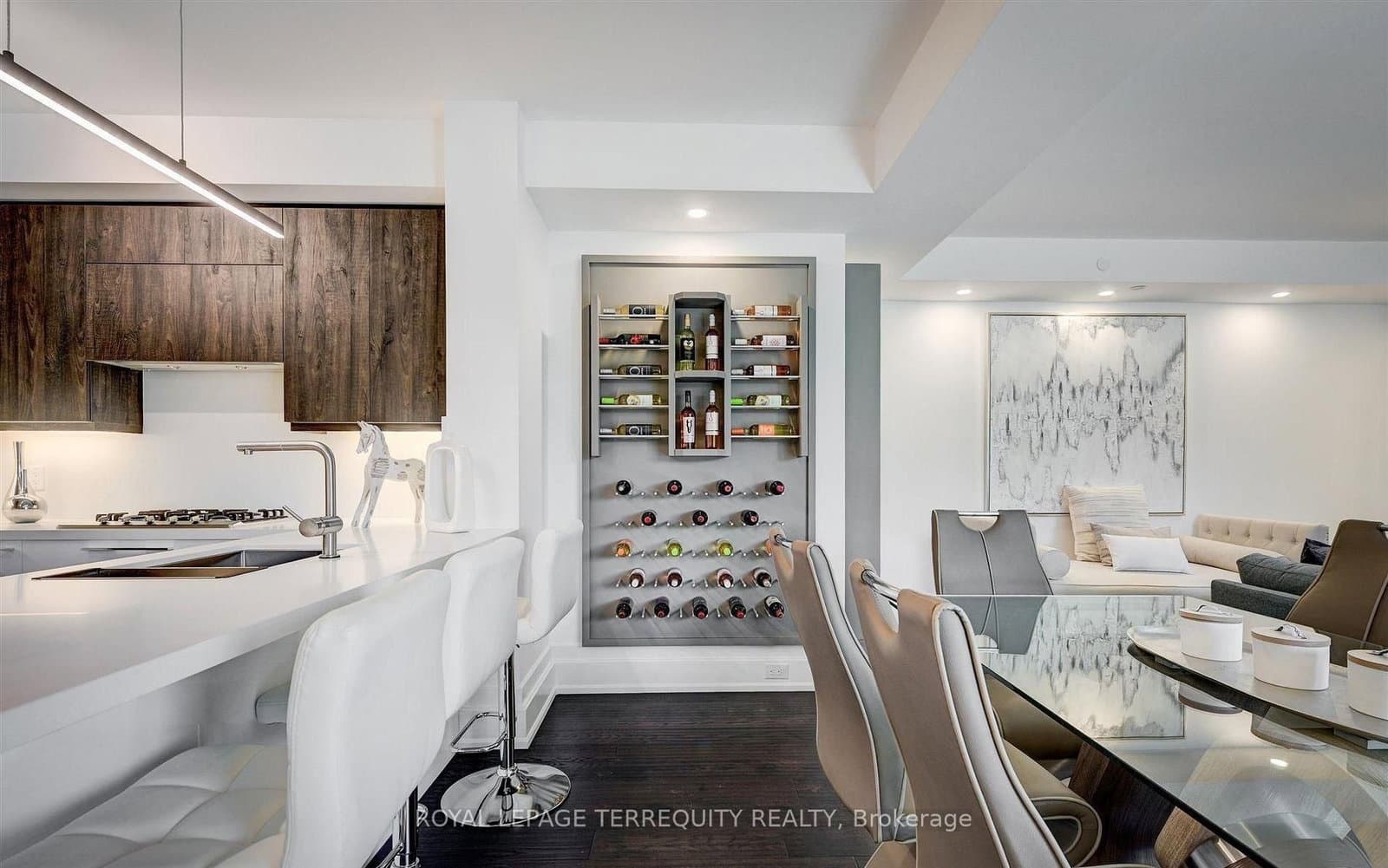 3 Southvale Drive, Unit 401 thumbnail 16