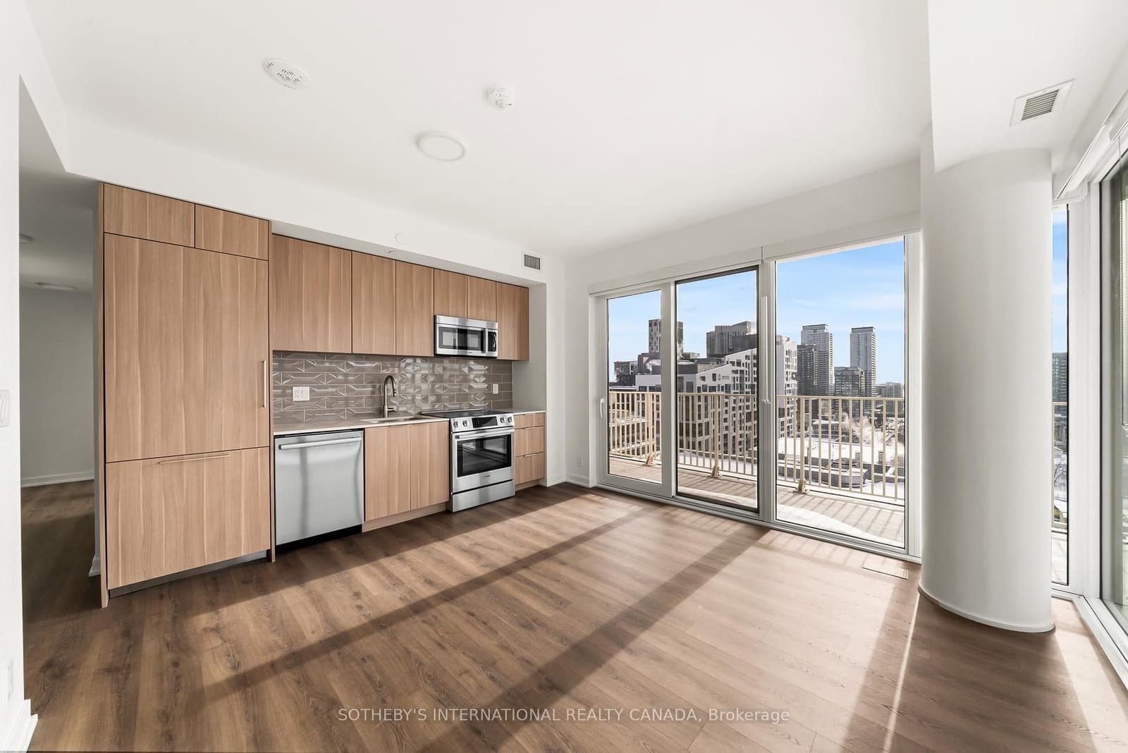 88 Bathurst Street, Unit 1417 - Image 1
