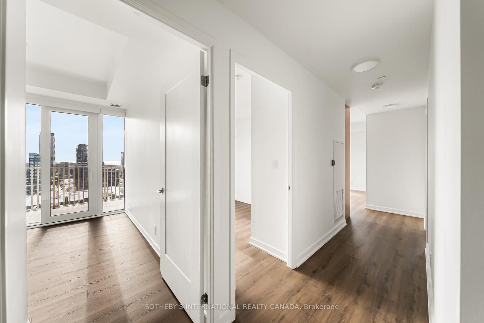 88 Bathurst Street, Unit 1417 thumbnail 10