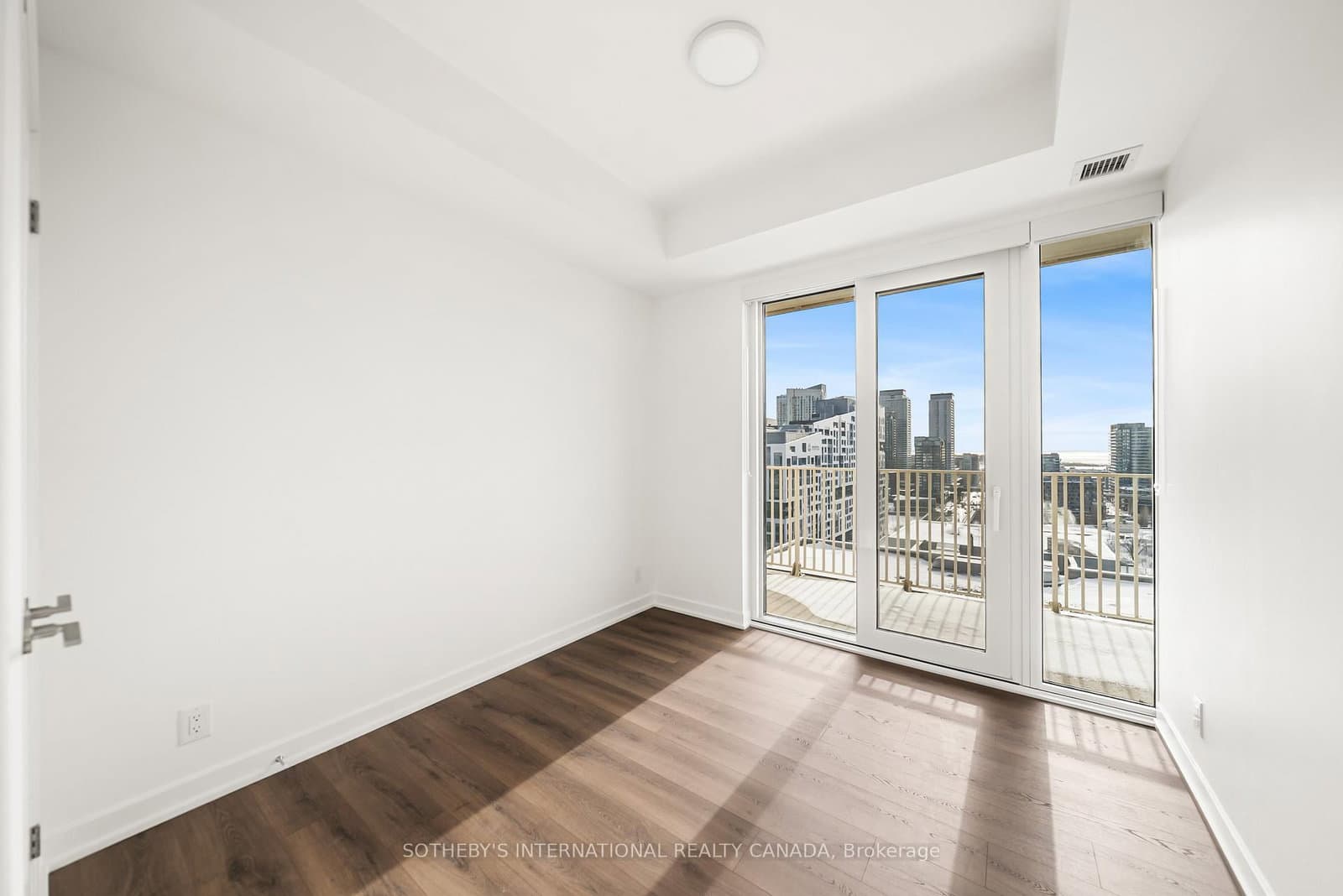 88 Bathurst Street, Unit 1417 thumbnail 16