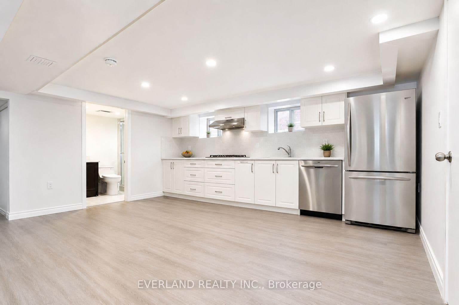 1751 Bayview Avenue, Unit Unit A thumbnail 3