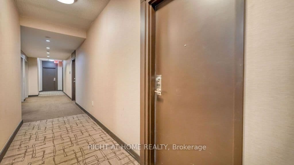 62 Forest Manor Road, Unit 1808 thumbnail 10