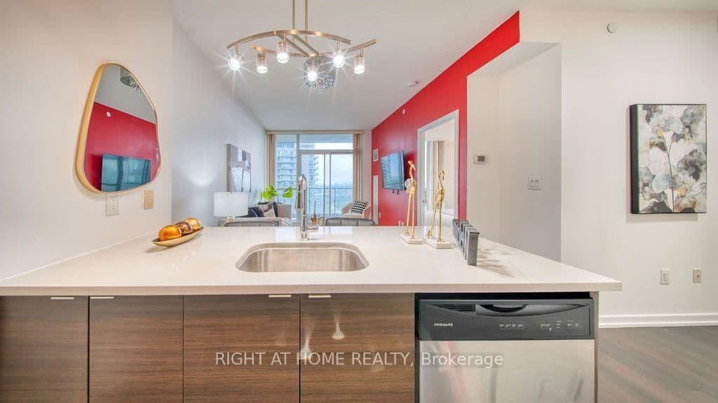 62 Forest Manor Road, Unit 1808 thumbnail 20