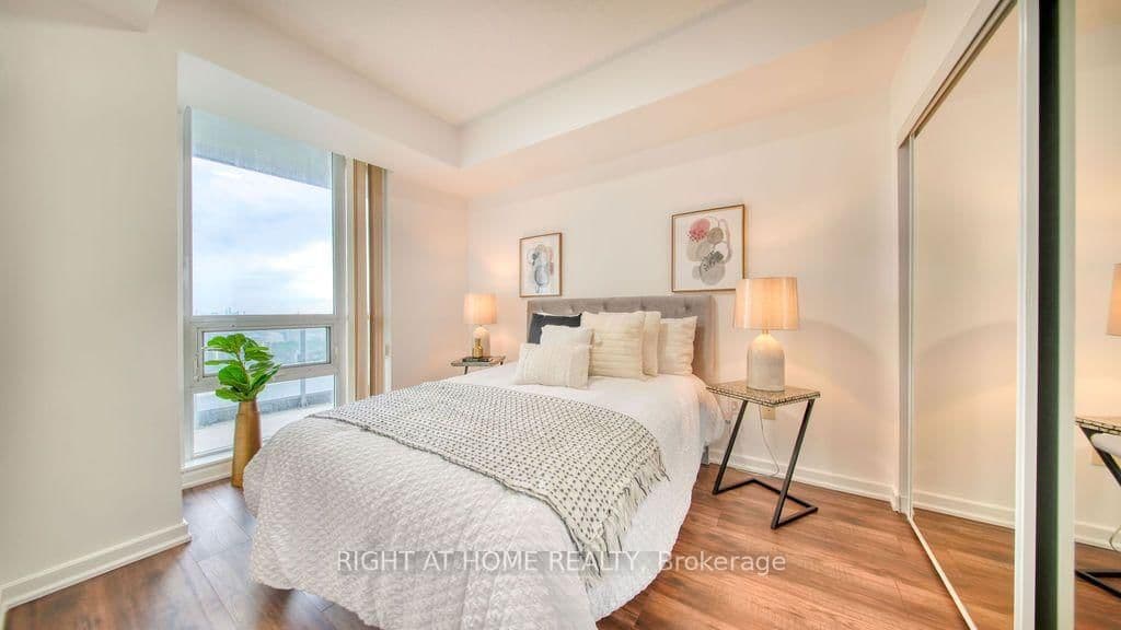 62 Forest Manor Road, Unit 1808 thumbnail 29