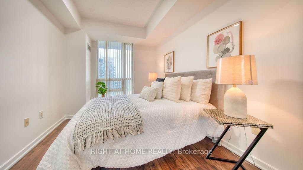 62 Forest Manor Road, Unit 1808 thumbnail 33