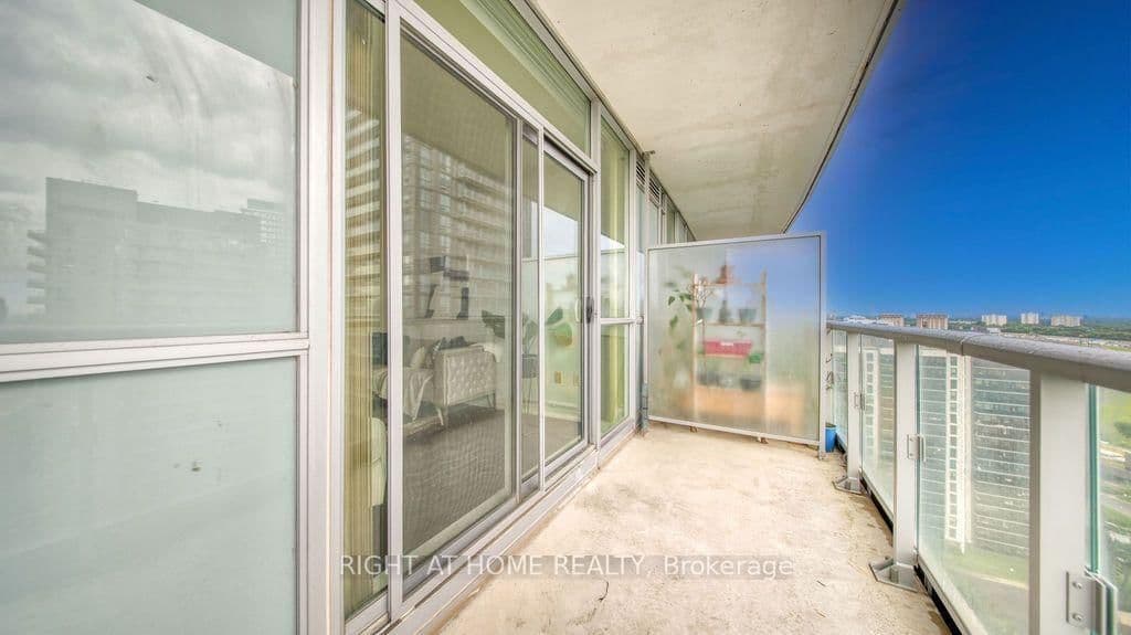 62 Forest Manor Road, Unit 1808 thumbnail 37
