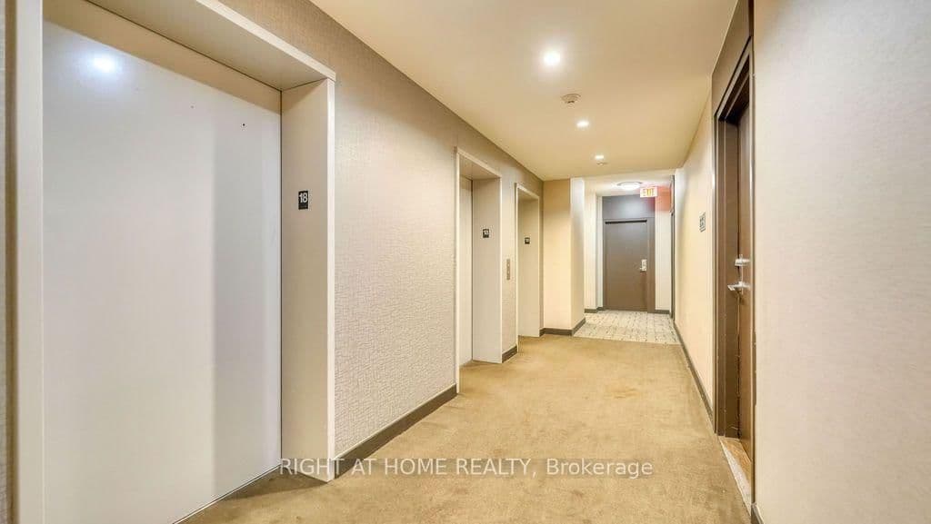 62 Forest Manor Road, Unit 1808 thumbnail 9