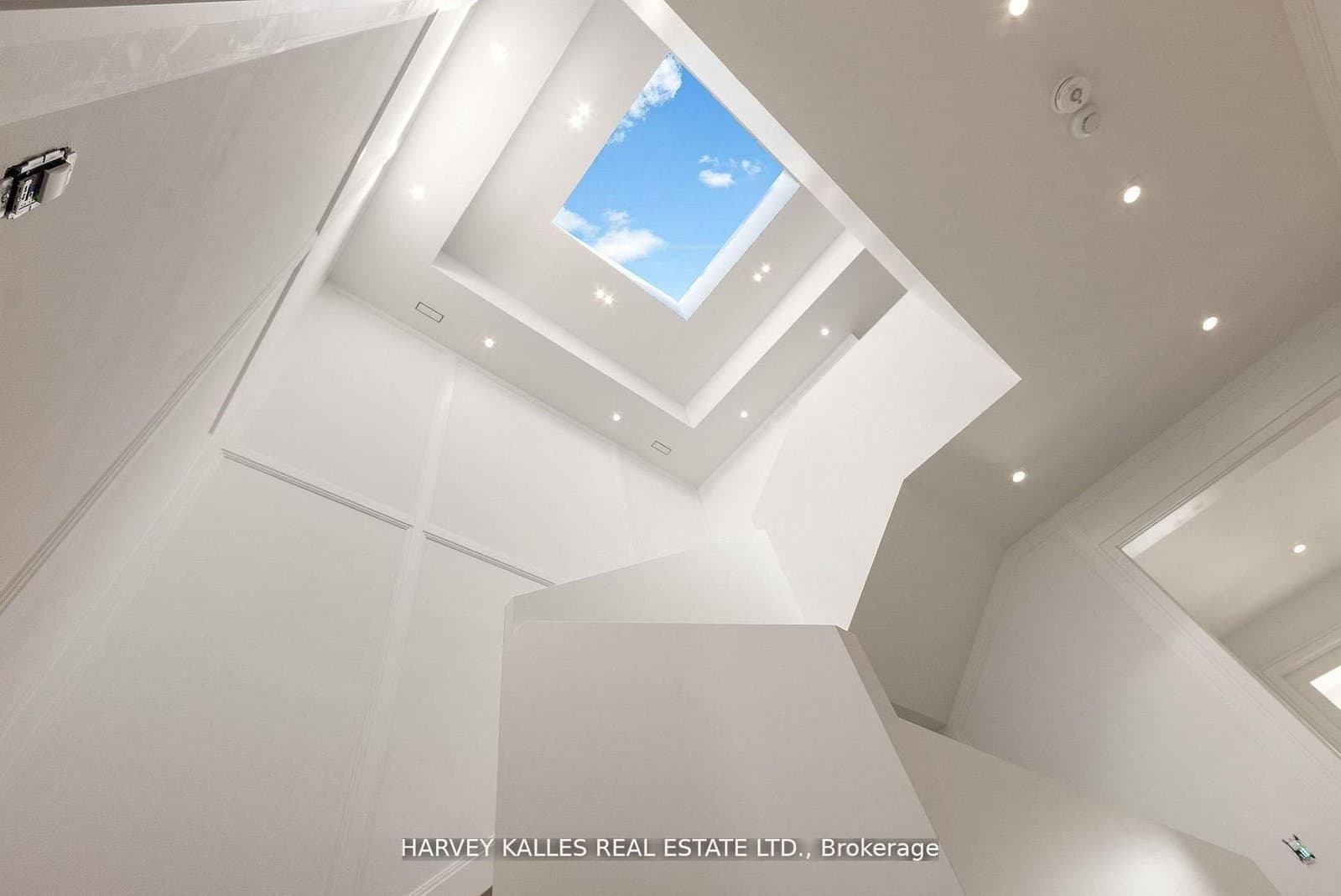 370 Glengrove Avenue W thumbnail 23