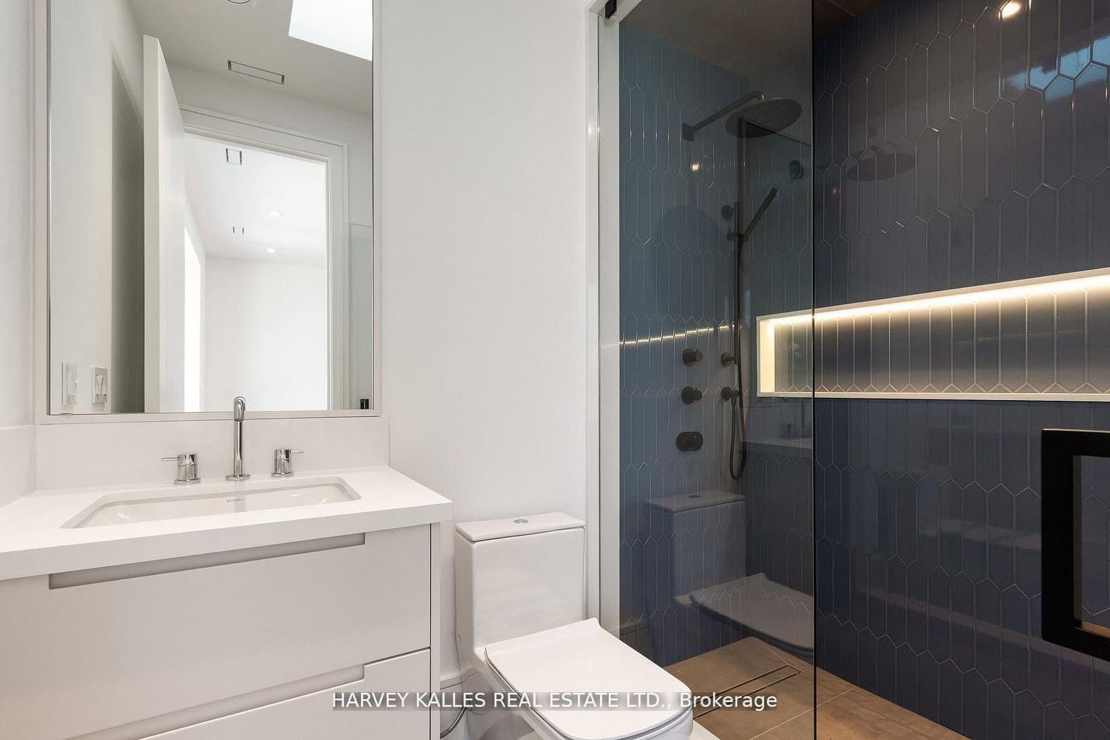 370 Glengrove Avenue W thumbnail 38