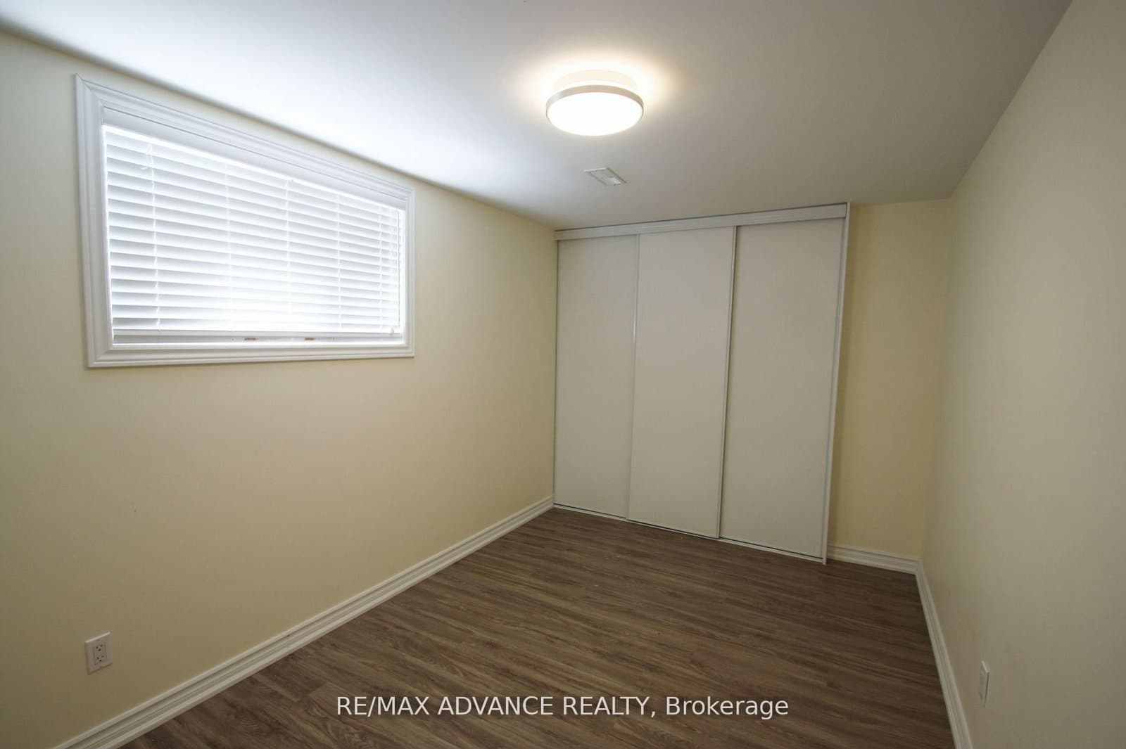 33 Carluke Crescent, Unit Lower thumbnail 25