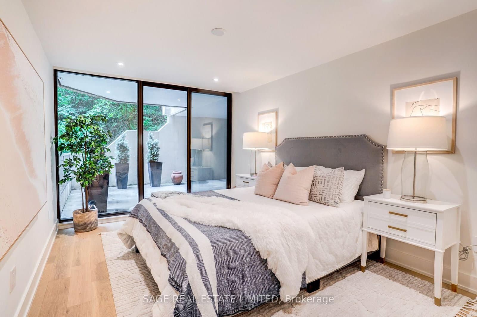3900 Yonge Street, Unit 408 thumbnail 21