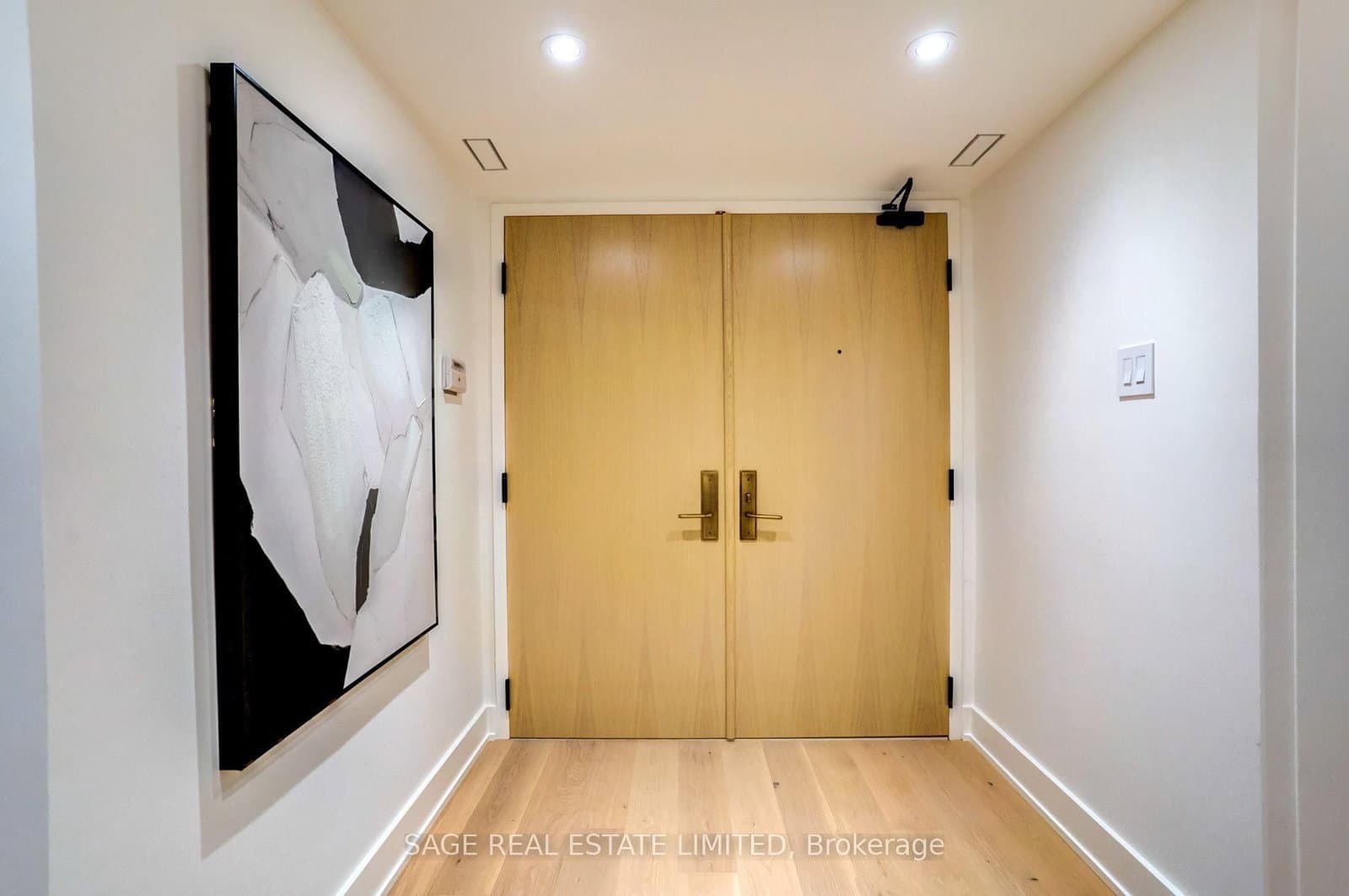 3900 Yonge Street, Unit 408 thumbnail 3