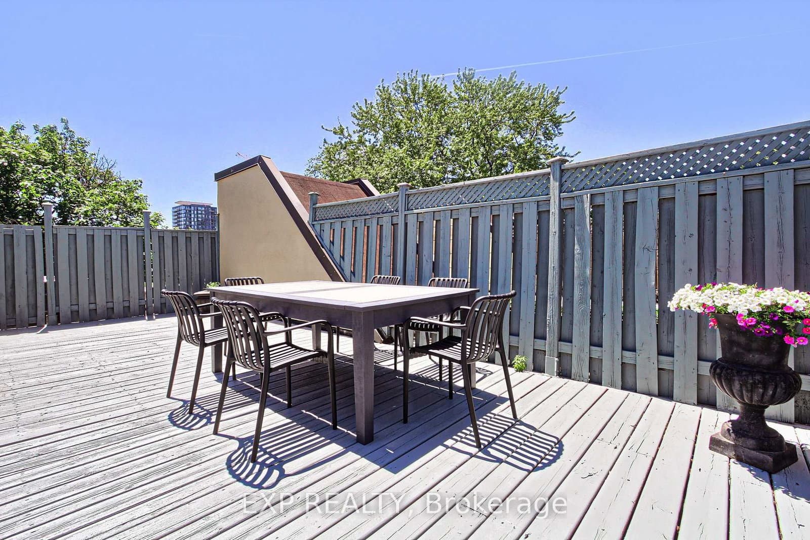 306 Sackville Street, Unit 4 thumbnail 35
