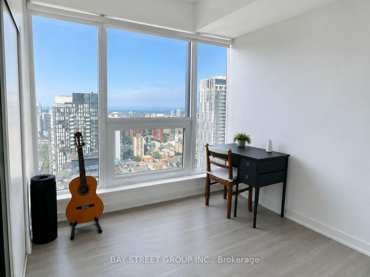 8 Wellesley Street W, Unit 4009 thumbnail 15