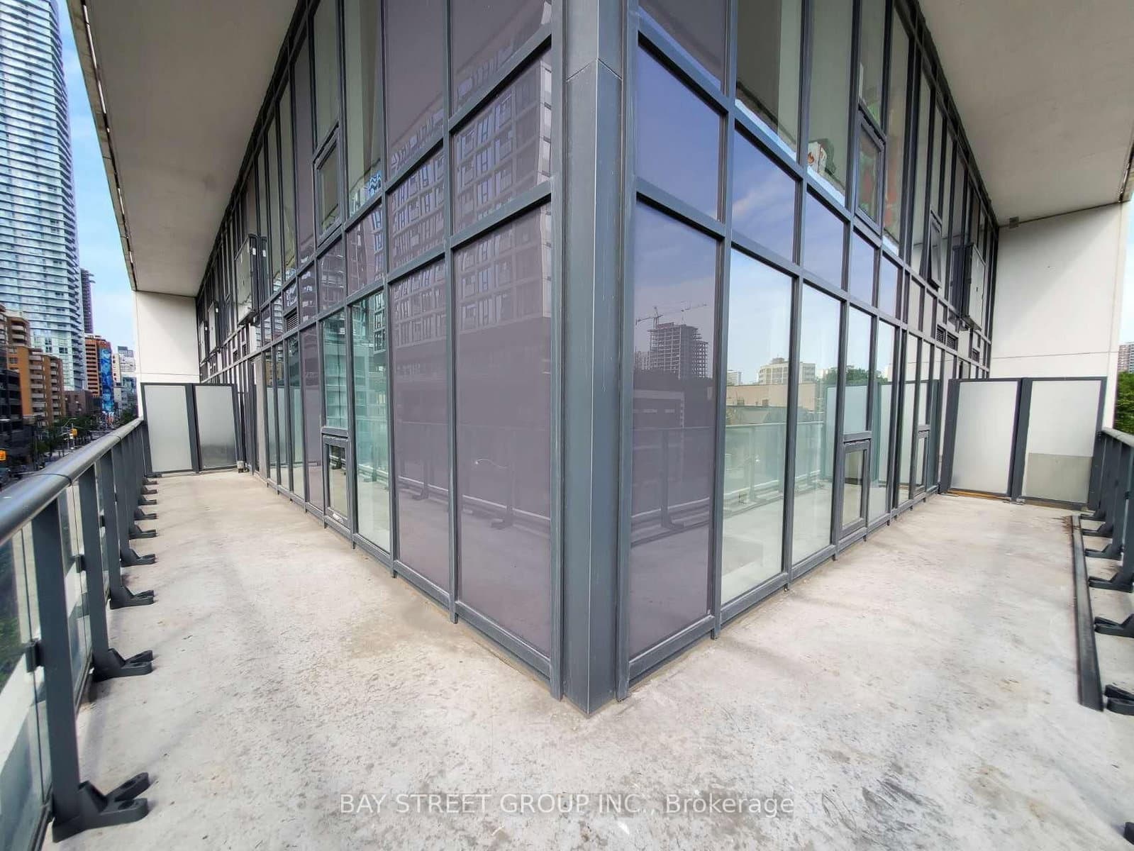 251 Jarvis Street, Unit 306 thumbnail 11