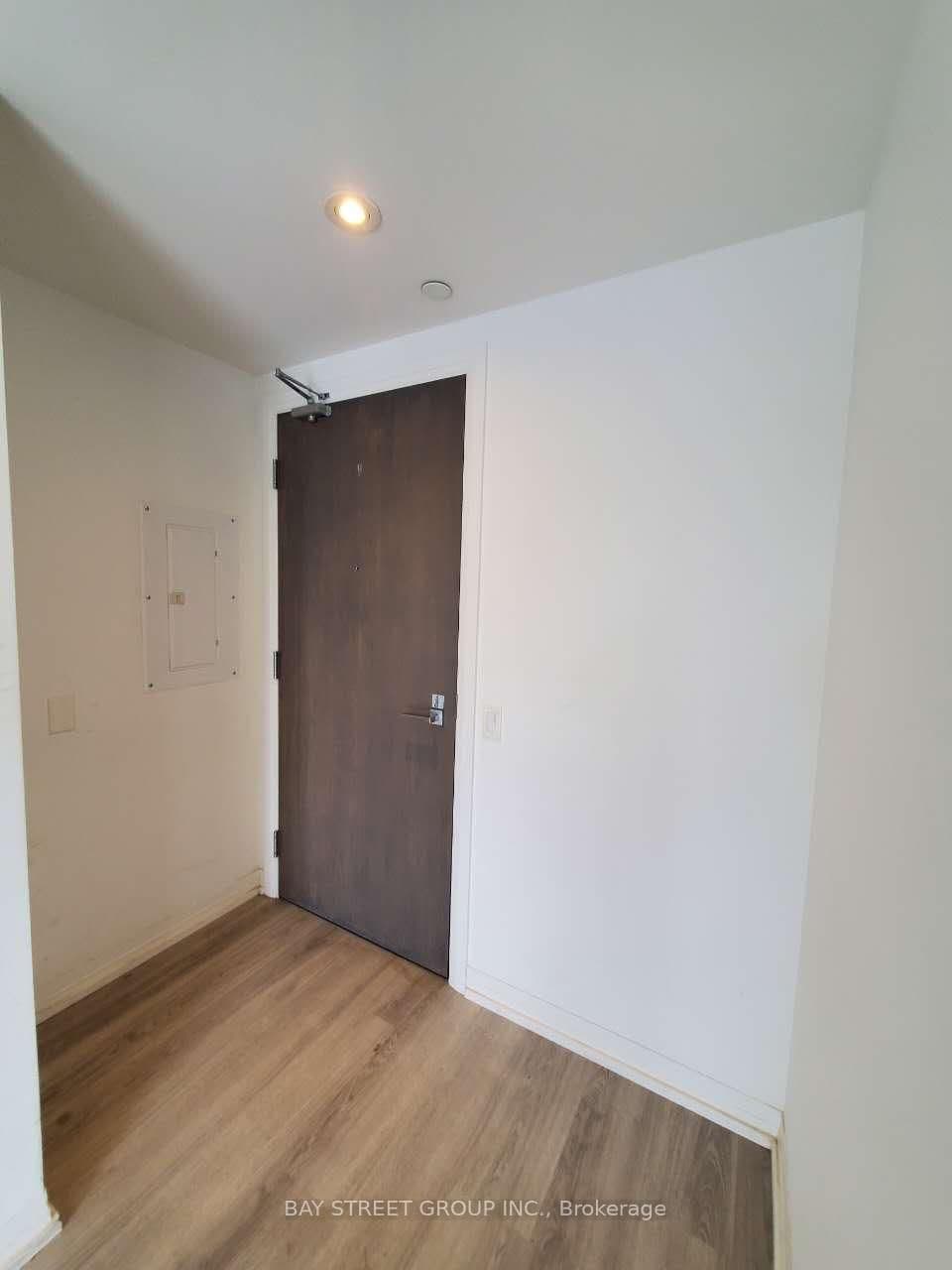251 Jarvis Street, Unit 306 thumbnail 3