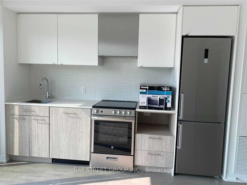 251 Jarvis Street, Unit 306 thumbnail 4