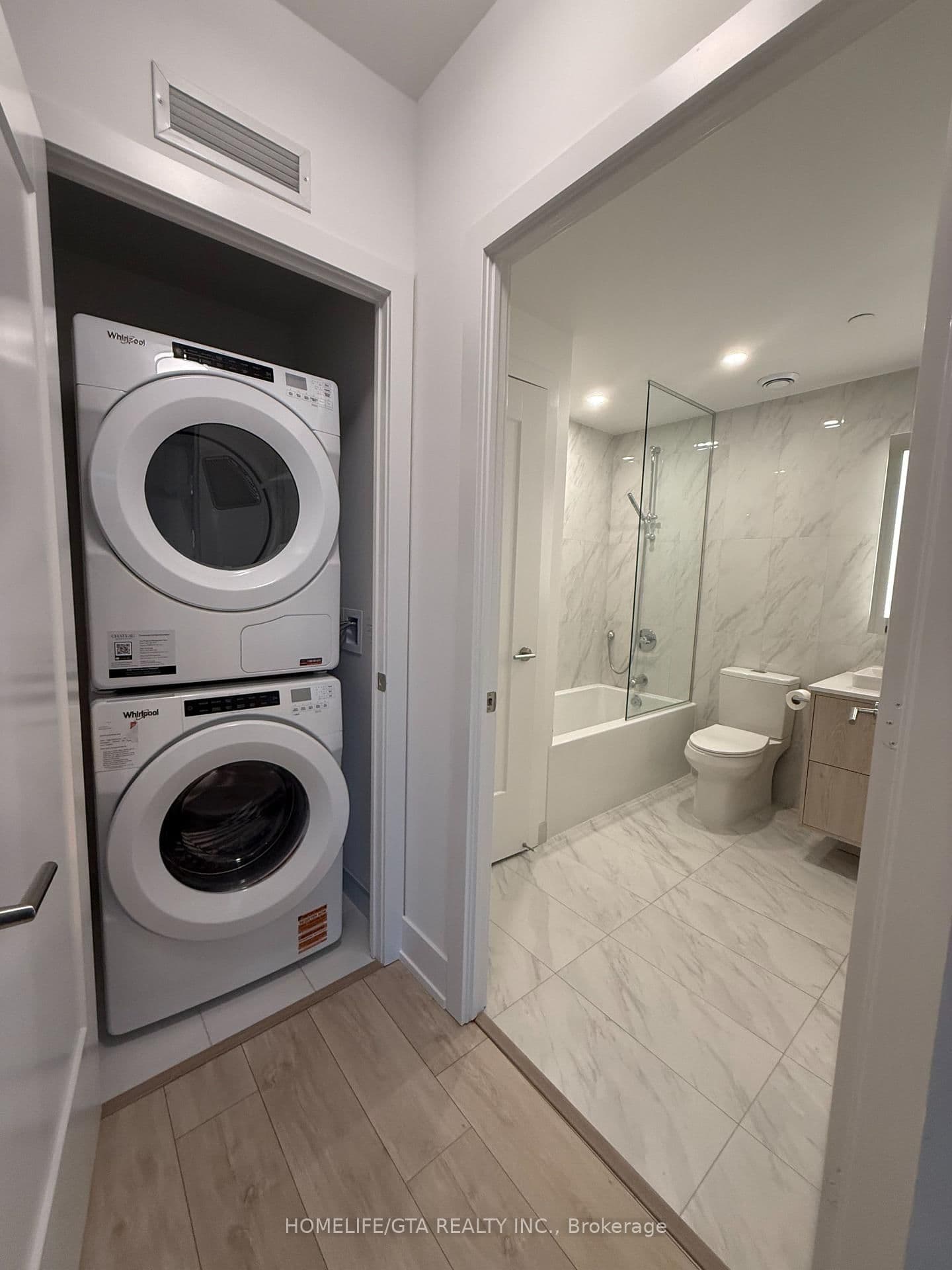 10 Inn On The Park Drive, Unit 605 thumbnail 7