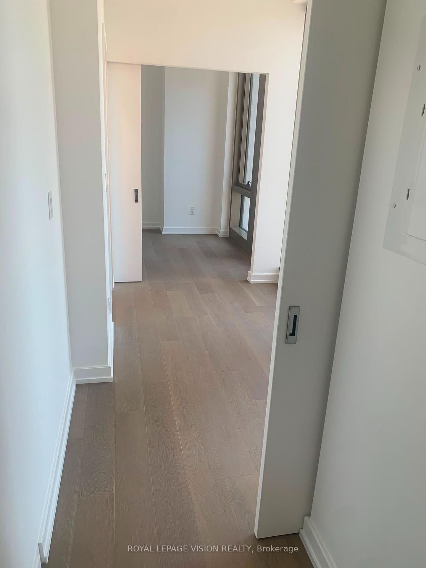 1315 Bay Street, Unit 1501 thumbnail 22