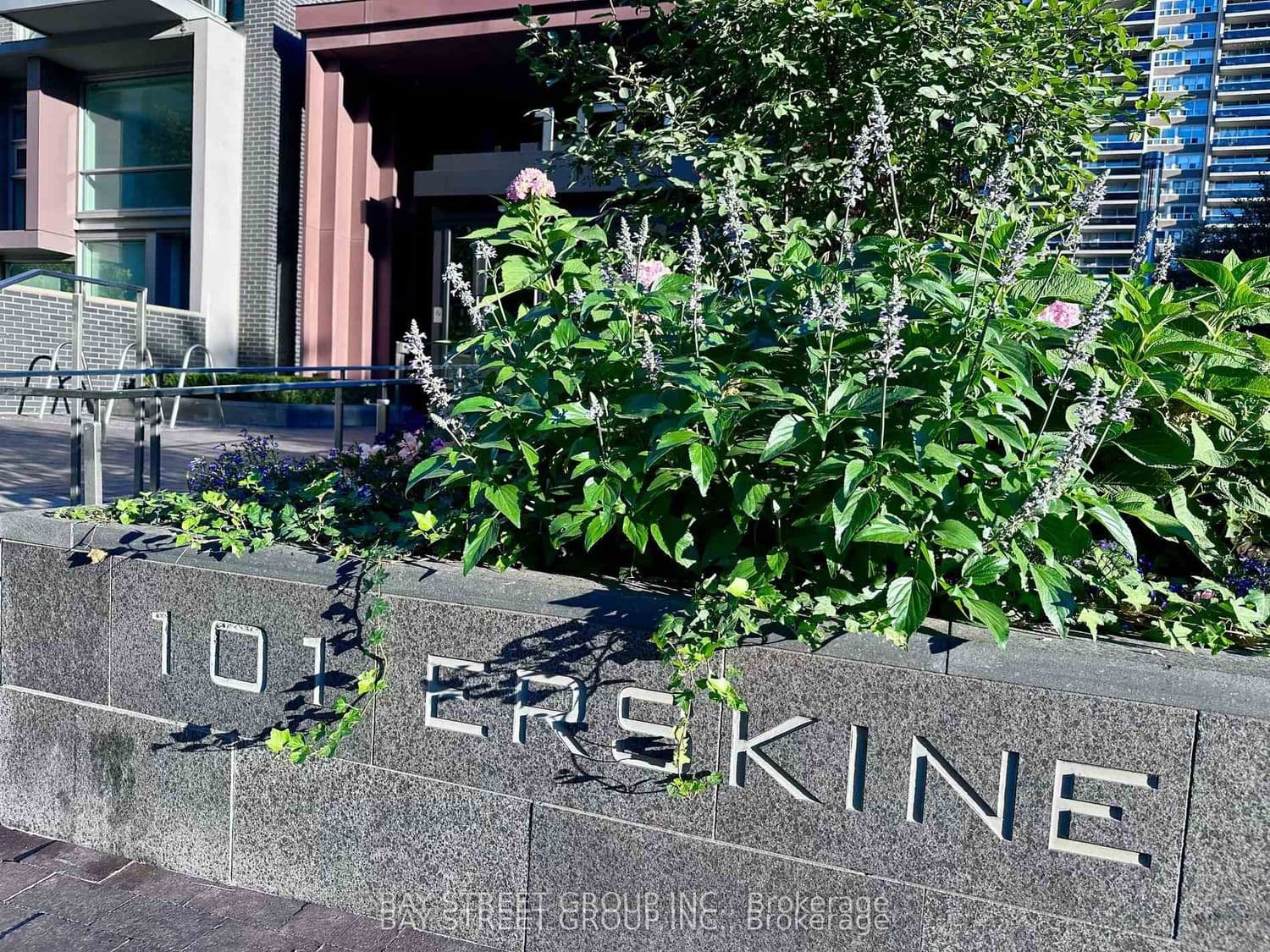101 erskine Avenue, Unit 1106 thumbnail 6
