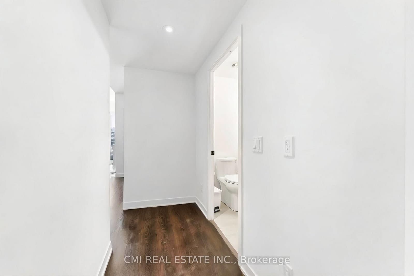 319 Jarvis Street, Unit 3207 thumbnail 15